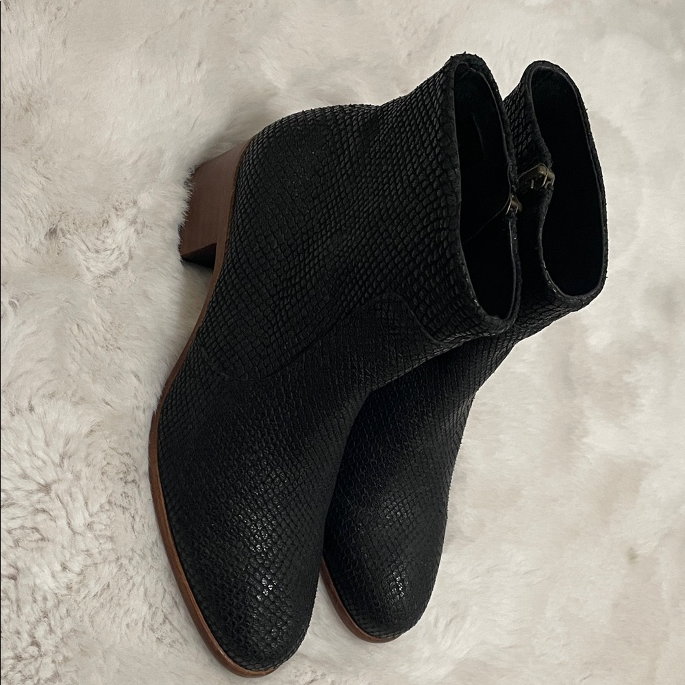 H By Hudson Black leather snake Textured Ankle Booties